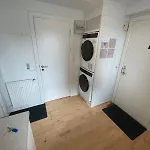 With Parking And Netflix Appartement